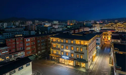 Yuanmanzhenbao Hotel