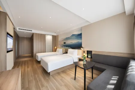Atour Hotel (Shenyang  Railway station Taiyuanjie metro station)
