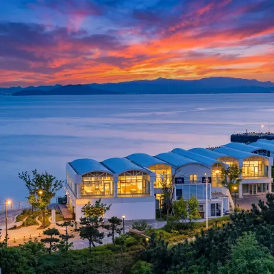 Sanmengji Sunset Harbor Resort Villas (Xixiakou Zoo Branch) Hotels near Motianling