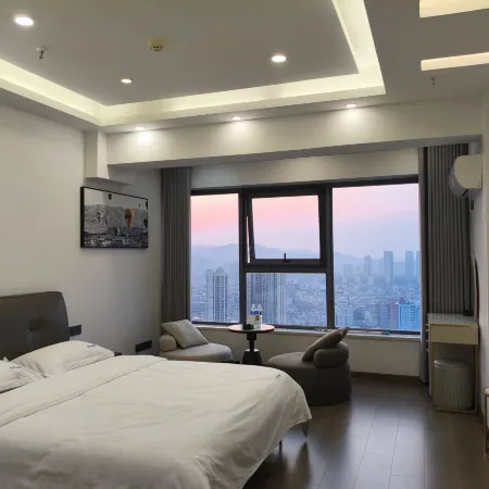 Yueshi Time Homestay (Runda Branch)