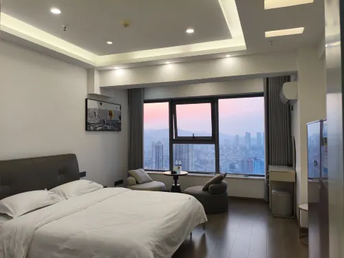 Yueshi Time Homestay (Runda Branch)
