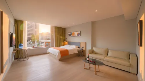 Mu Lan Zun Yue Hotel (Guiyuan Temple Branch, Wuhan National Expo Center)