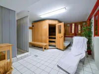 Hotel Lessing Hotels near City gate