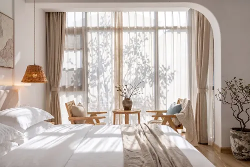 Lijiang • Muxin Resort Starry Sky Pool • Guilin Landscape Holiday Hotel - Evcil Hayvan Kabul Edilen Alan