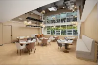 Libo Hotel (Tengzhou Station True Love Mall)