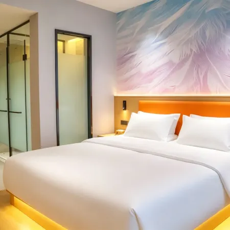 Menglian Zhenglong Hotel