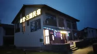 Chibi Ancient Battlefield Three Kingdoms Homestay - balcony
