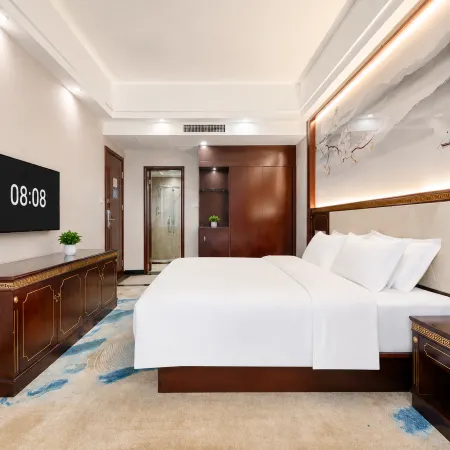 Donglan Dongsheng International Grand Hotel (Wei Baqun Memorial Hall Cultural Square)