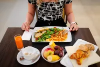 Hotel Garzon Plaza - Desayuno
