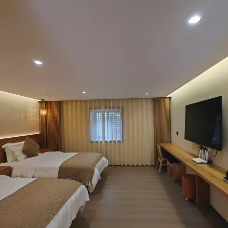 Kameizhai Yunqi Courtyard House