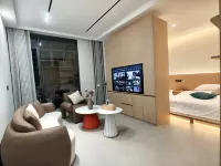 Wanfenglin Qinglan Xiaozhu Homestay - พร้อมระเบียง