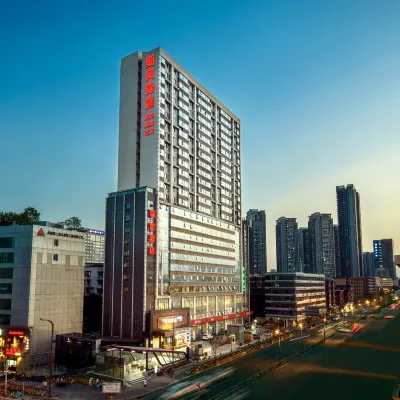 Cosy City Hotel Hotels near Jinniu