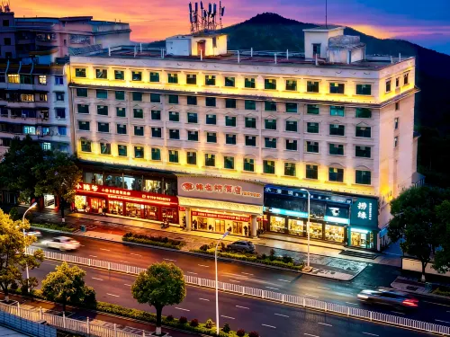 Vienna Hotel (Jishou Qianzhou Ancient City Branch) - صديق للحيوانات الاليفة