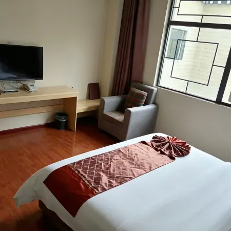 Lifeng Hot Spring Hotel