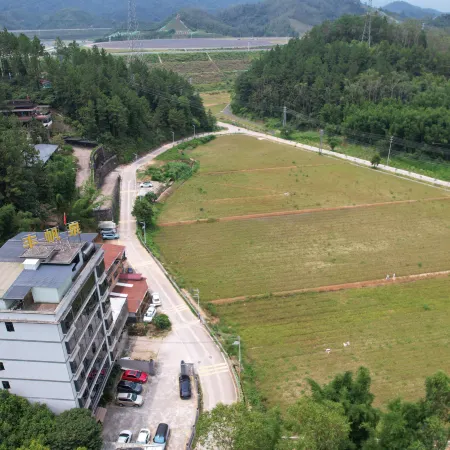 Xinfeng Fengfan Hot Spring Homestay