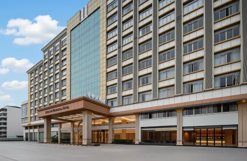 Yizhi Hotel HeYuan Wanlong Asian Music Fountain - New