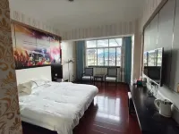 Xichun World Inn - Dağ Manzaralı