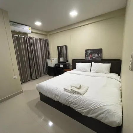 HugMe Guesthouse