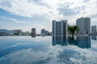 Marisol Hotel - Rooftop Pools