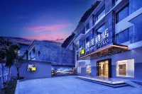 CHEERMAY Hotel (Yangshuo Shili Gallery Yulong River)