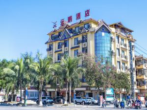 Xishuangbanna Yunpeng Hotel (The First People's Hospital)