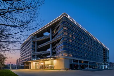 Mercure Hotel Guangzhou Baiyun International Airport Terminal T1 فنادق في 