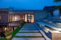 Yuntai Mountain Plain House Hotels in Xiuwu County