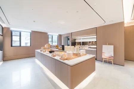 JI Hotel (Enshi Lichuan Tenglong Avenue) Отели рядом с достопримечательностью «Lichuan Zhidi Plaza New Ocean World»