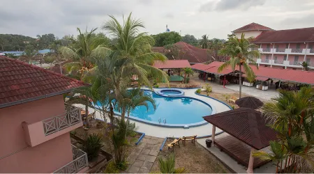 Hotel Seri Malaysia Mersing Отели в г. Pulau Babi
