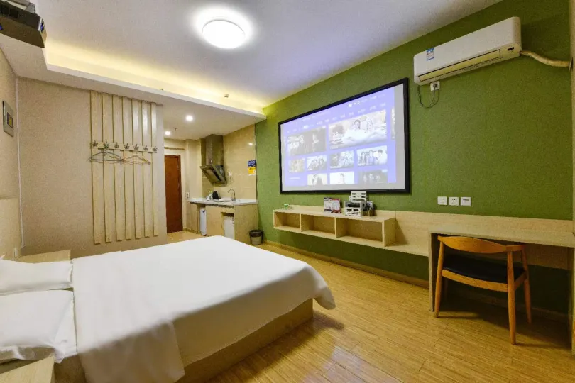 Tuyuan Boutique Holiday Apartment (Weihai Haishang Park Hanlefang East Street)