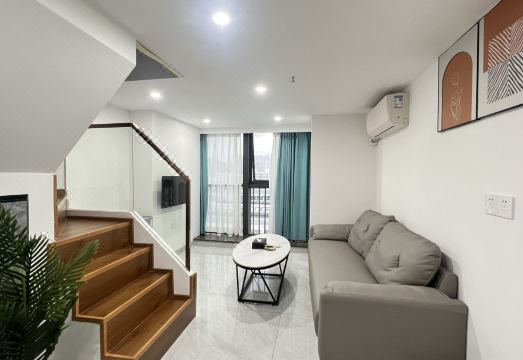 4. 왈만 햄프턴 호..