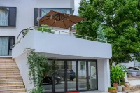 小山町·親子美宿（安吉雲上草原旅遊度假區店） 中國金錢松森林公園附近的飯店