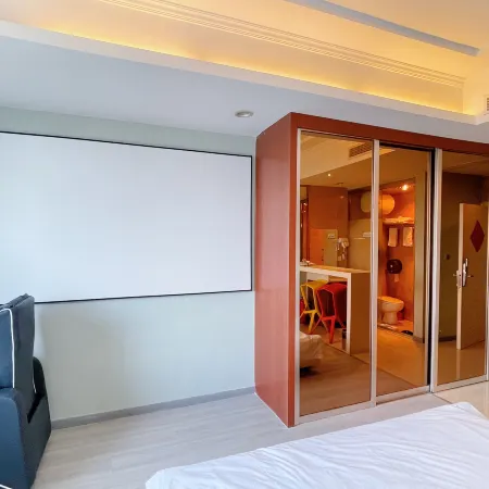 Taizhou Jianghai Mingfu Apartment