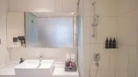 Elong Hotel (Zhaoqing Qixingyan Archway Plaza) Hotels in Zhaoqing