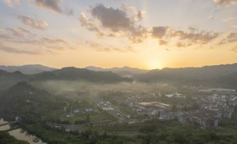 Xinchang Luyang Homestay