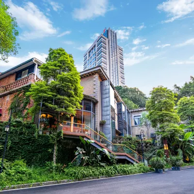 Wuxuan Hotel (Shapingba High-speed Railway Station Chongqing University) Hotels near Chongqing University