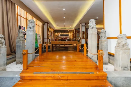 Danxia Yinxiang Chain Inn (Daxiashan Chanyu) Отели рядом с достопримечательностью «Zhanglao Peak»