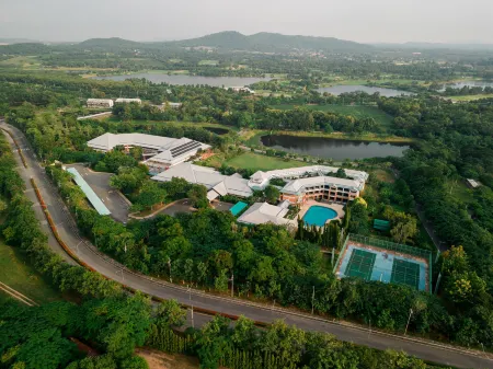 Eco Hotel by Thammasat