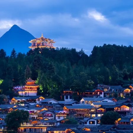 Nell Hefengting · Yichuan Fengyue | View Snow Mountain Ancient City Panorama Hotel