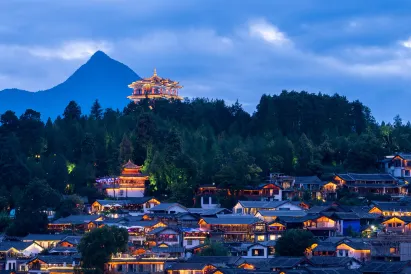 Shanyu Nian · Moon Falling City Villa Ancient Luxury Collection (Lijiang Old Town Waterwheel Store)