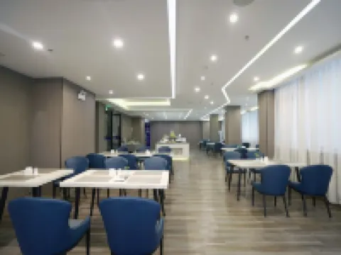 藍鷗飯店(定南南站龍神湖店) 定南住宿飯店