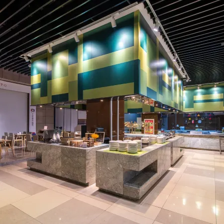 Yancheng Baolong Yiyue Select Hotel