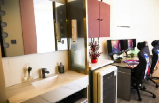 嘉棋eスポーツホテル（瀋陽駅太原街）