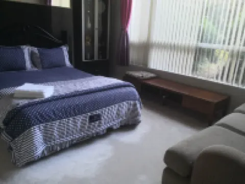 Vancouver airport hostel