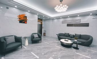 Hotels in Boly