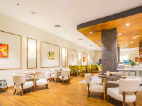 Summit Hotel Naga Hoteles en Naga