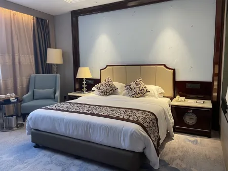 Grand Honor Hotel