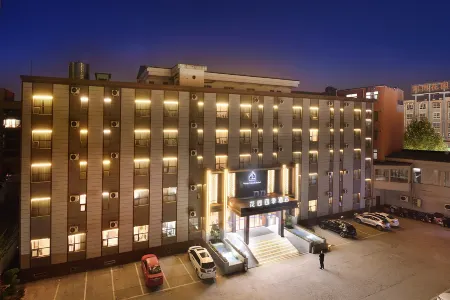 Lushan Garden Four Seasons Hotel