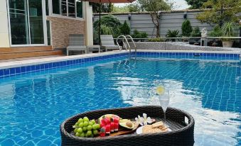IvyRich Pool Villa Chiang Mai
