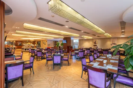 City Hotel